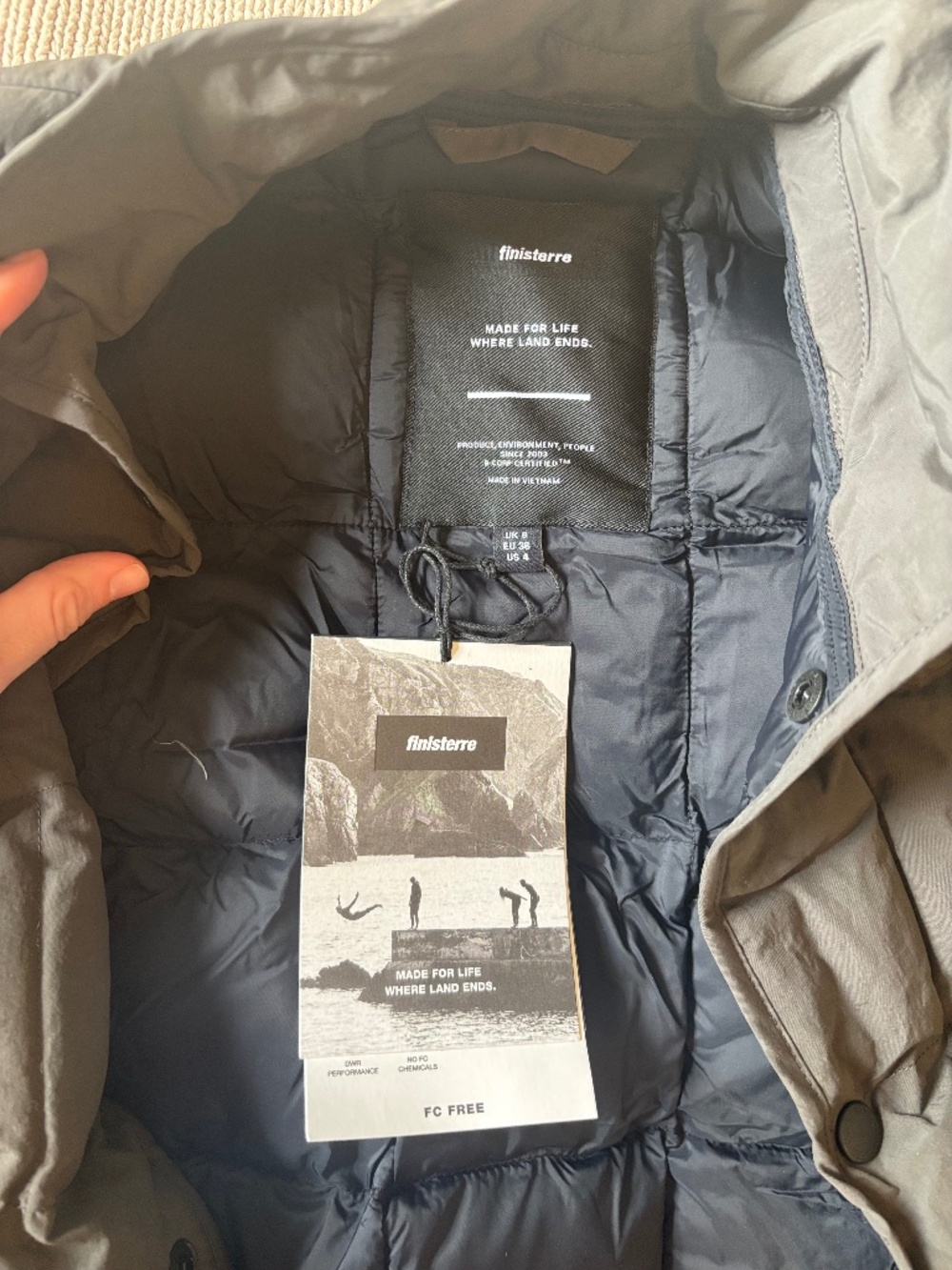 NWT Finisterre Lapwing Coat in Raven (US 4)